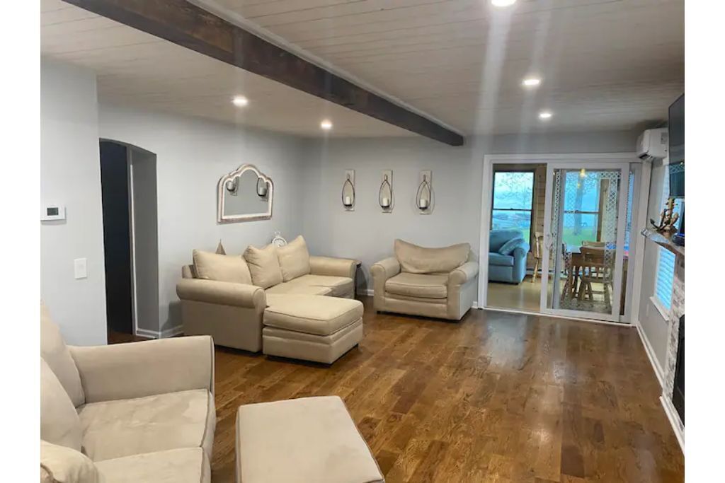 The Lake House. Perfect year-round getaway!