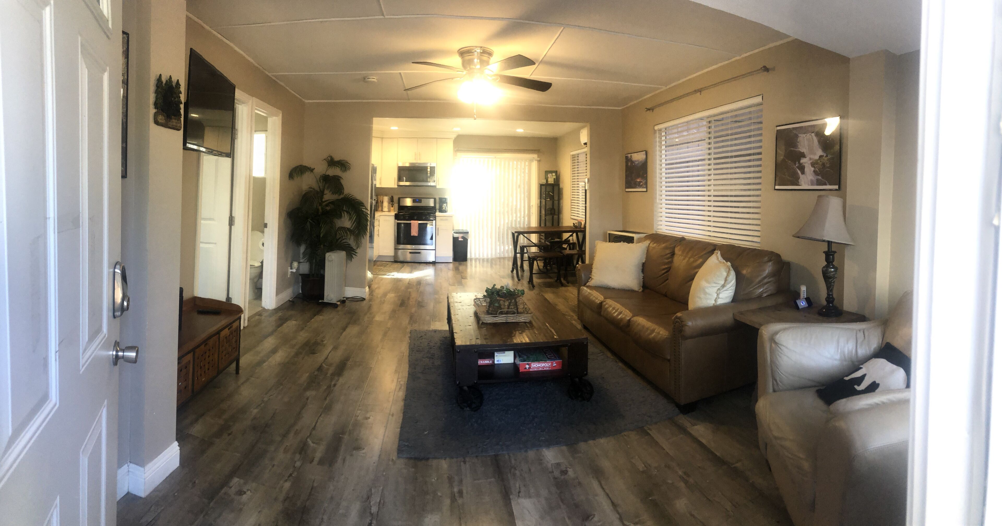 Cozy Cabin! 6 Minute Drive to Lake Gregory