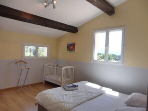6 bedrooms, WiFi - 6 Bedroom Villa in Bedoin (Bedoin)