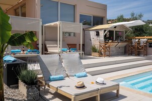Exclusive Bungalow (Modular 4) | Egyptian cotton sheets, premium bedding, down comforters, pillowtop beds