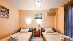 Travel cot, free WiFi, bed sheets - Vila Zoi (Katerini)