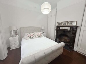 3 habitaciones, tabla de planchar con plancha y wifi gratis 