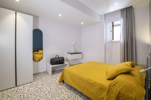 2 bedrooms, in-room safe, travel cot, free WiFi