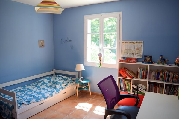 5 chambres, accès au Wi-Fi (inclus)