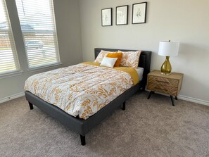 5 chambres, bureau, fer et planche à repasser, Wi-Fi gratuit