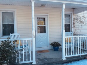 Exterior detail - Cozy and Private 3BR/2BA Near Casinos (Norwich)