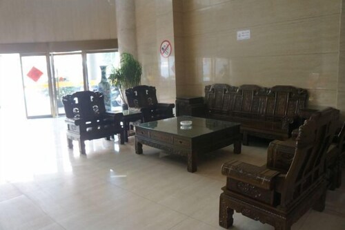 Yizhang Yiyuan Hotel
