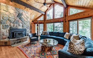 TV, fireplace, stereo