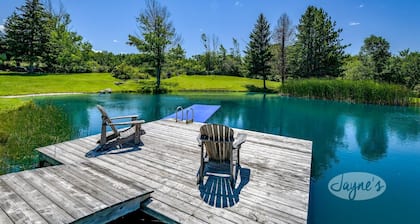 Stunning 3+2 Bdrm Farmhouse Set on 150 Acres of Rolling Hills! 3min To Creemore!