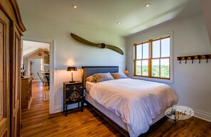 5 Schlafzimmer, Schreibtisch, WLAN