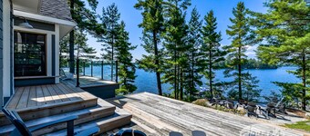 7 bdrm, 5 bath Luxury Cottage, Boathouse, Lake Muskoka, All day sun! Sunsets!