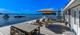 7 bdrm, 5 bath Luxury Cottage, Boathouse, Lake Muskoka, All day sun! Sunsets!