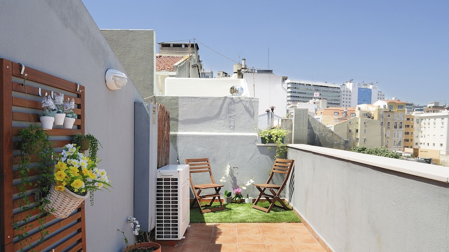 Cruz Apartments