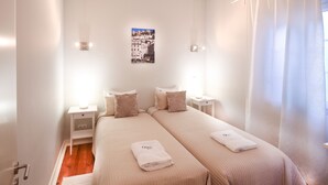 Large 5 Bedroom Apartment