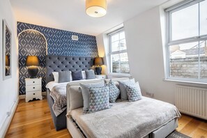 4 chambres, fer et planche à repasser, accès au Wi-Fi (inclus)