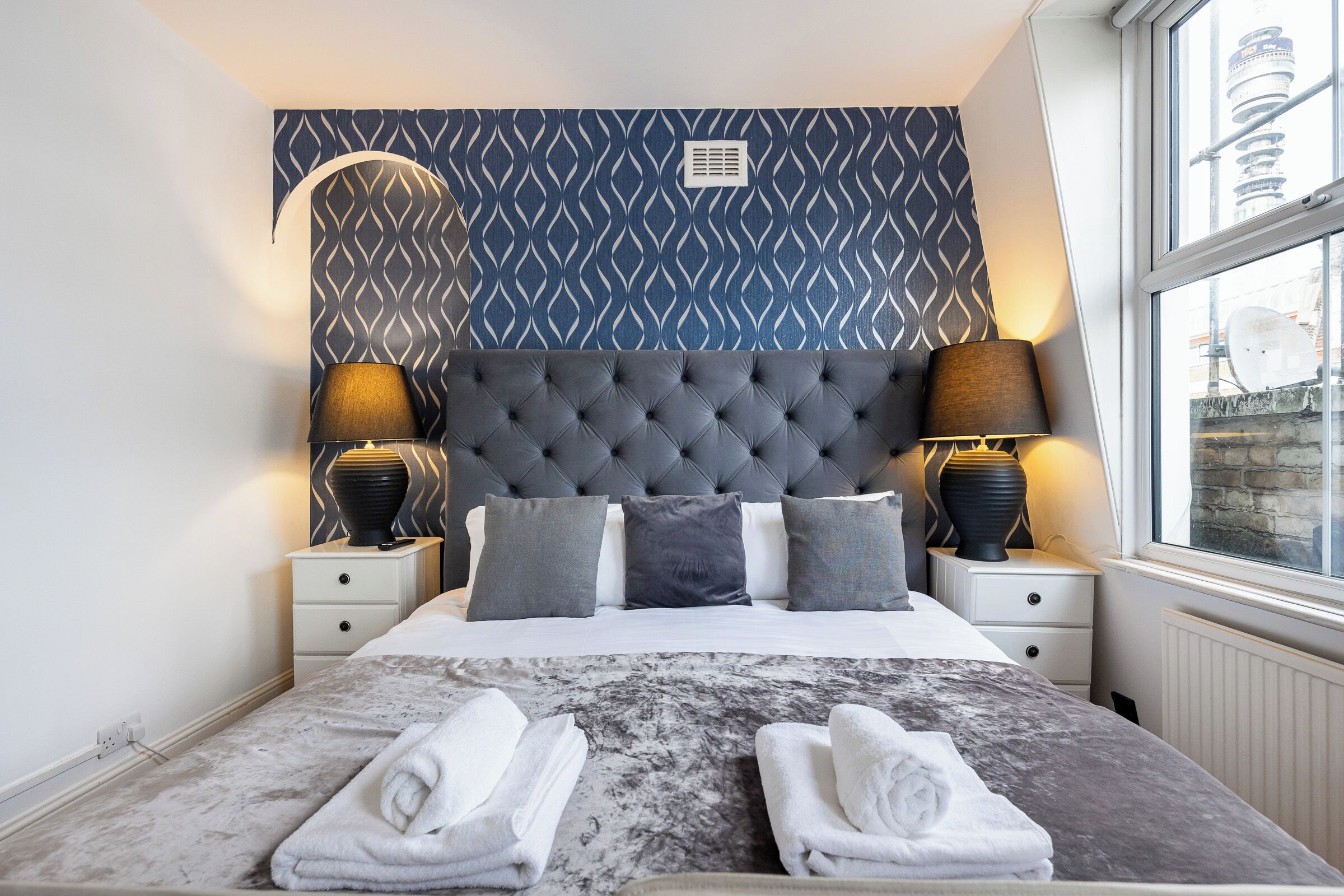 4 bedrooms, iron/ironing board, free WiFi, bed sheets