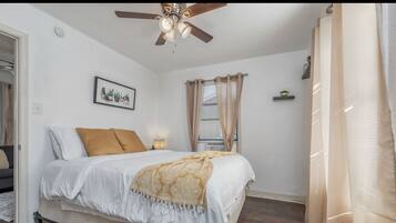 1 chambre, bureau, Wi-Fi gratuit, draps fournis