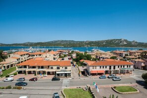 Suite Deluxe, baignoire | Vue de la chambre