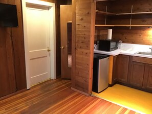 Unclassified image, 3 of 11, button