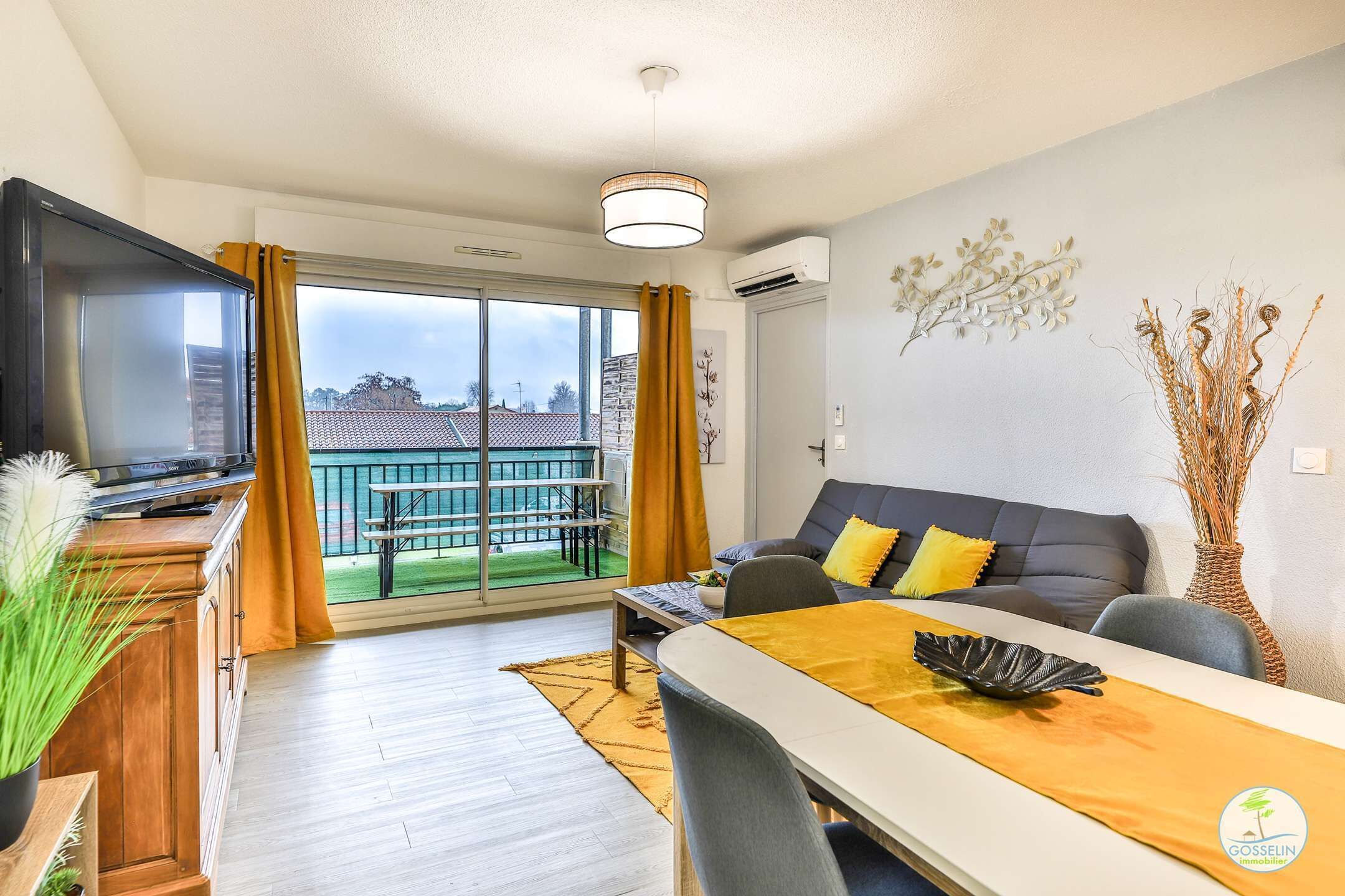 Parenti en Born Comfortable apartment with balcony in town centre