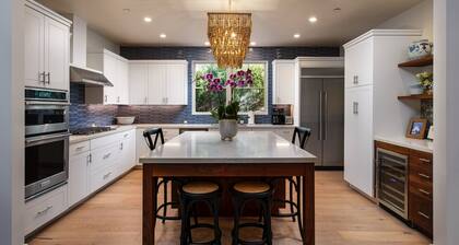 Lovely Lighthouse Way Near State St, Beach and Parks On The Mesa.