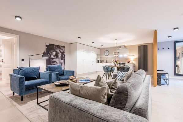 Botón de imagen sin clasificar, 1 de 42