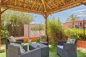 Terrace/patio - Studio Confortable Balcon/Terrasse + Kitchenette (Agde)