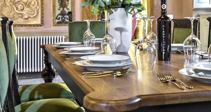 Stunning Renovated Apartment near Castello Orsini