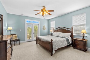 5 عدّة غرف نوم ومكواة/لوح كي وواي فاي مجانًا وملاءات أسرّة