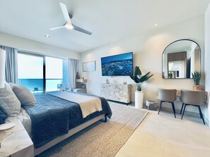 3 bedrooms, desk, travel cot, free WiFi