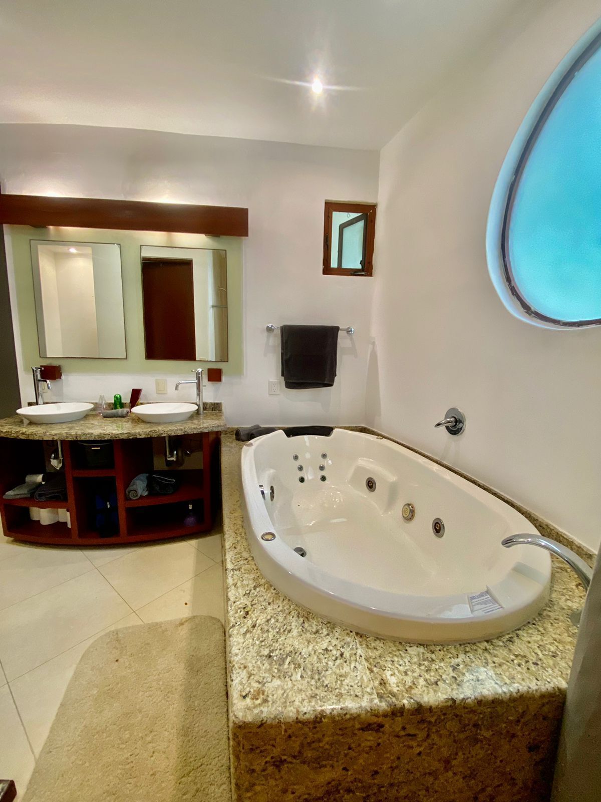 Jungle views 4 bedroom in PDC