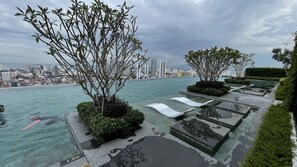 屋外プール