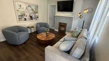 Téléviseur connecté, foyer