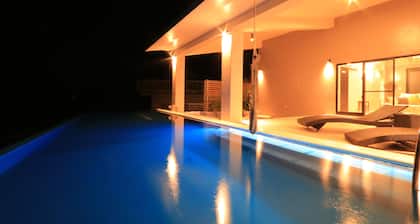 MARINX POOLVILLA NAKANDAKARI