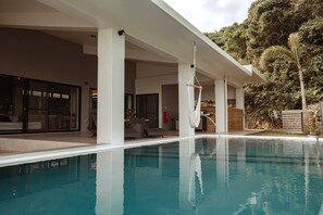 Piscine extérieure