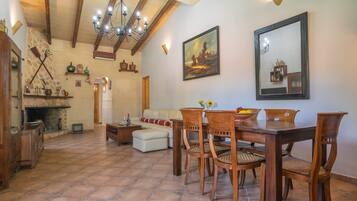 TV, fireplace, DVD player, table tennis