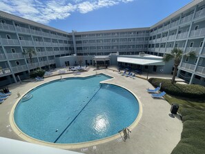 Indendørs pool, udendørs pool