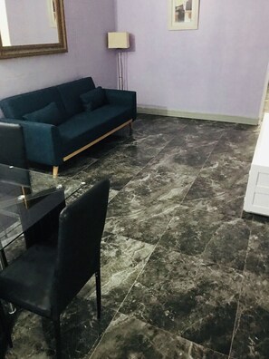 Interior - Ocho Rios Oceanview With Beach Access (Ocho Rios)