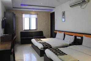 Habitación doble Deluxe | Wifi gratis y ropa de cama