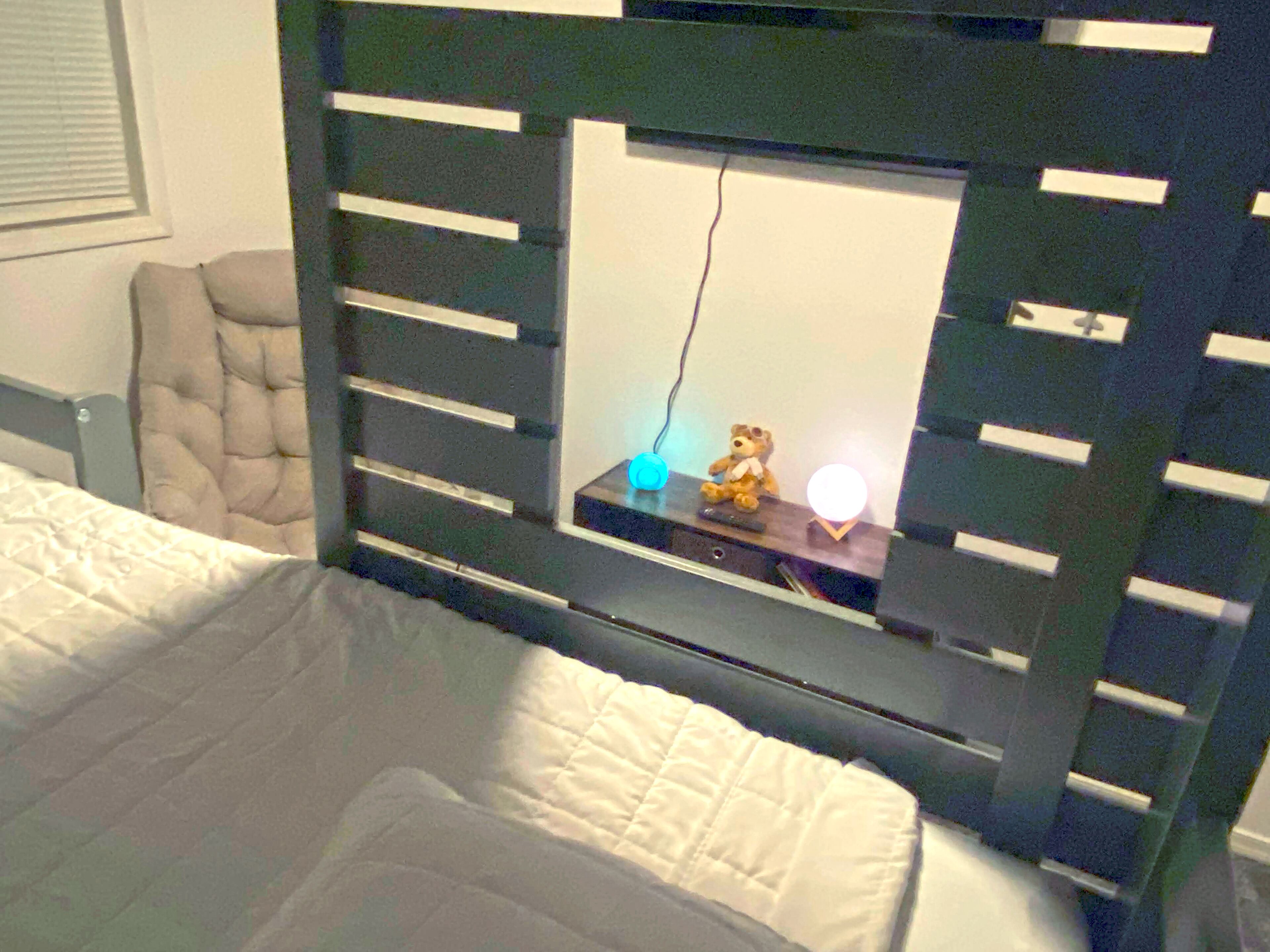 3 habitaciones, escritorio, tabla de planchar con plancha y wifi gratis 