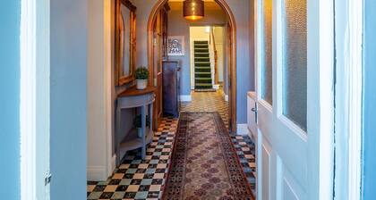 401 The Covent Leenane-5 Bedrooms-Sleeps 11