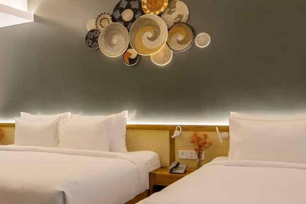 Luxe beddengoed, pillowtop-bedden, een minibar, een kluis op de kamer