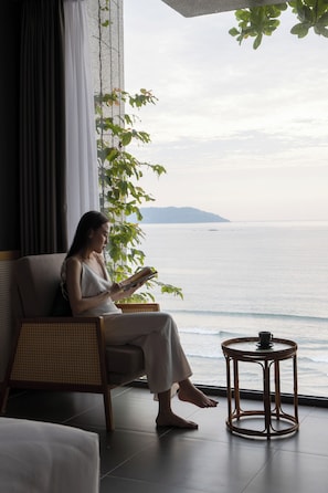 Ocean Suite | View from room - Leaf Beachfront Hotel Da Nang (Da Nang)