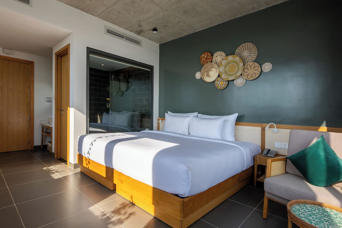 Executive City View | Bộ đồ giường cao cấp, nệm có lớp đệm bông, minibar