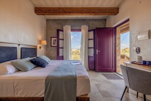Room - Mulberries (Zabbar)