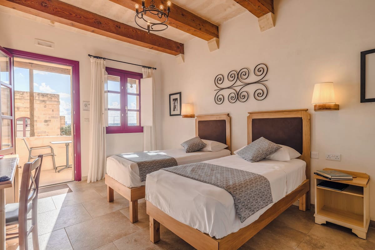 Deluxe Double or Twin Room