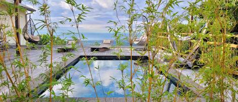 室外泳池、暖水池