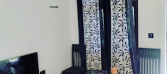 Goroomgo Snow View Guest House Kausani