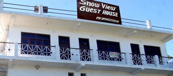 Goroomgo Snow View Guest House Kausani