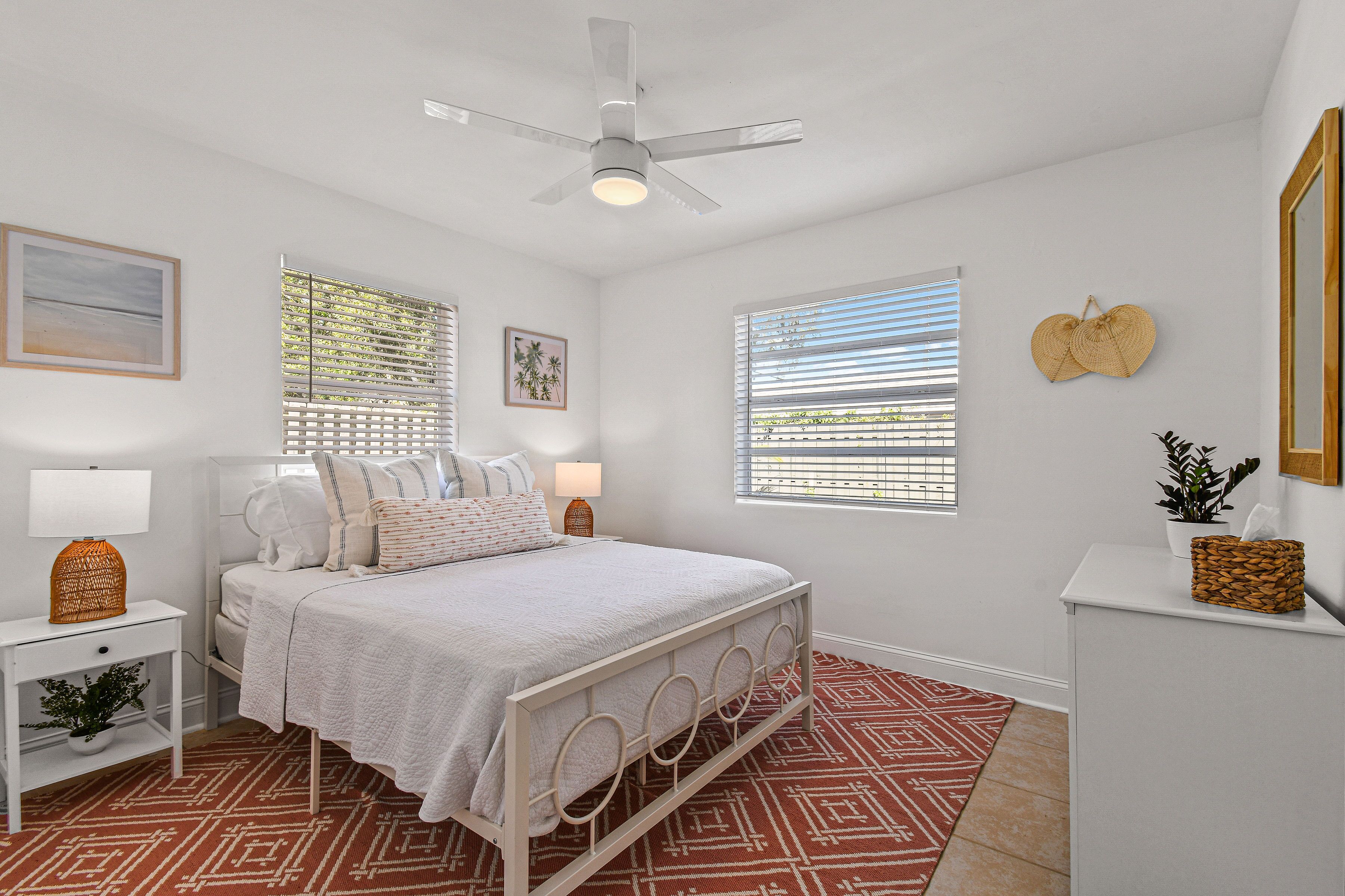 "Sunflower Cottage Apt" 2/1